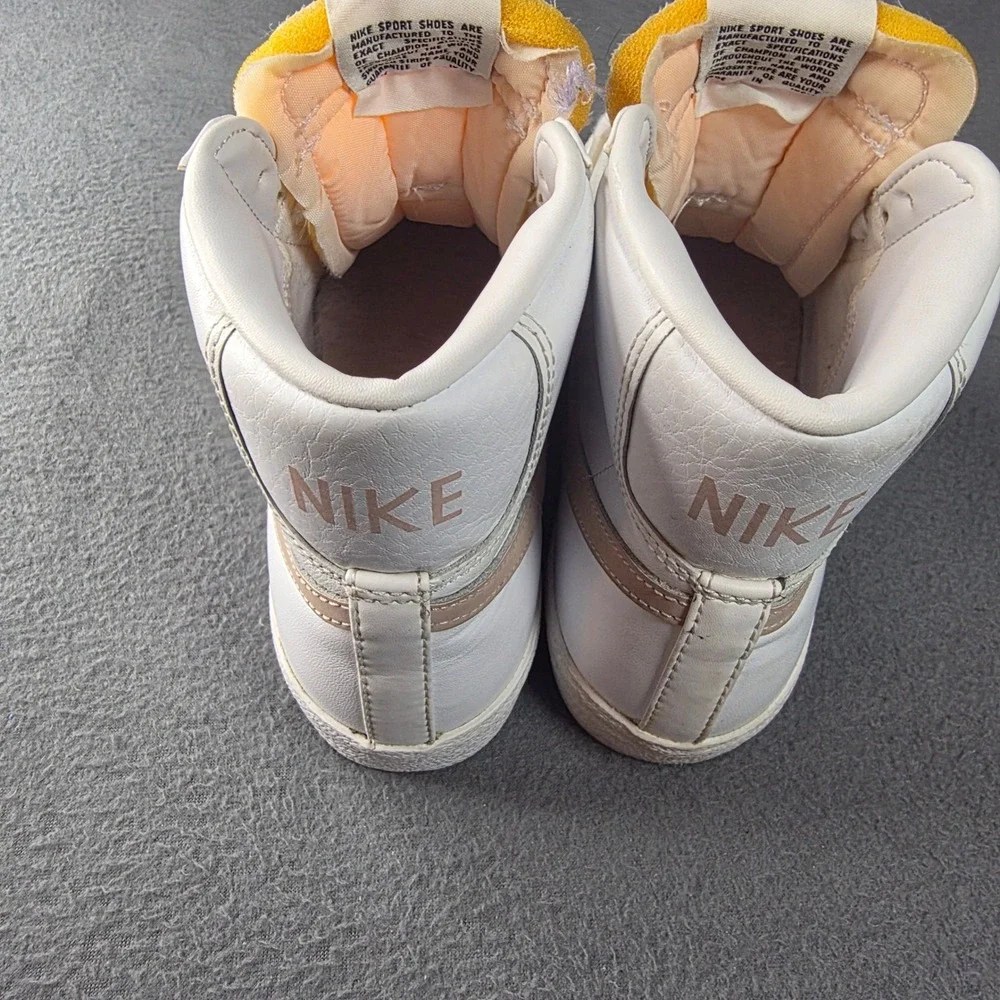 Nike Blazer Mid 77 Vintage White Pink Oxford CZ1055-118 Womens 7 High Top Shoes